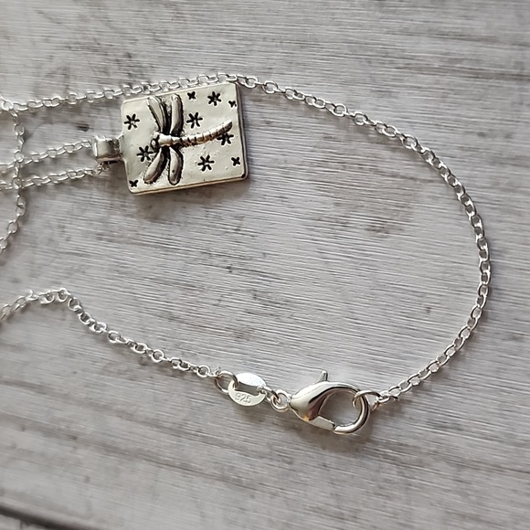Dragonfly Pendant Necklace - Picture 4 of 5